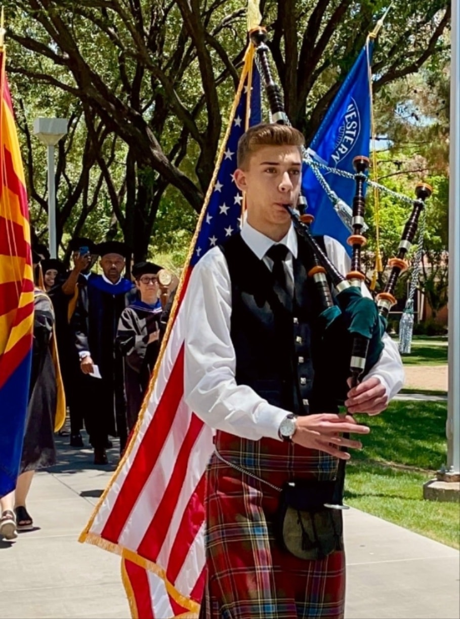 Phoenix Bagpiper performance 4